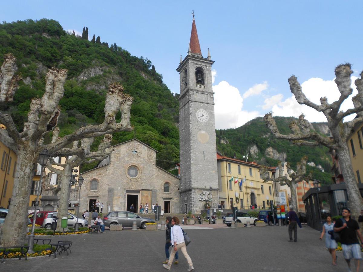 Casa In Riva Al Lago 瓦伦纳 外观 照片